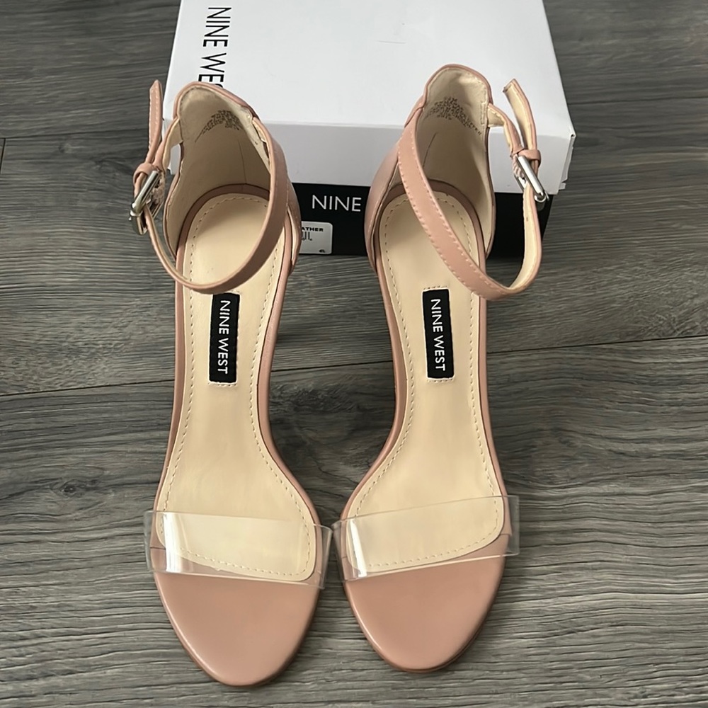 Nine West pink multi leather Mana8 vinyl heels size 5.5